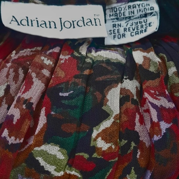 VINTAGE 1990’s COTTAGE CORE Pleated SKIRT Boho PLUM FLORAL ADRIAN JORDAN - Picture 2 of 6